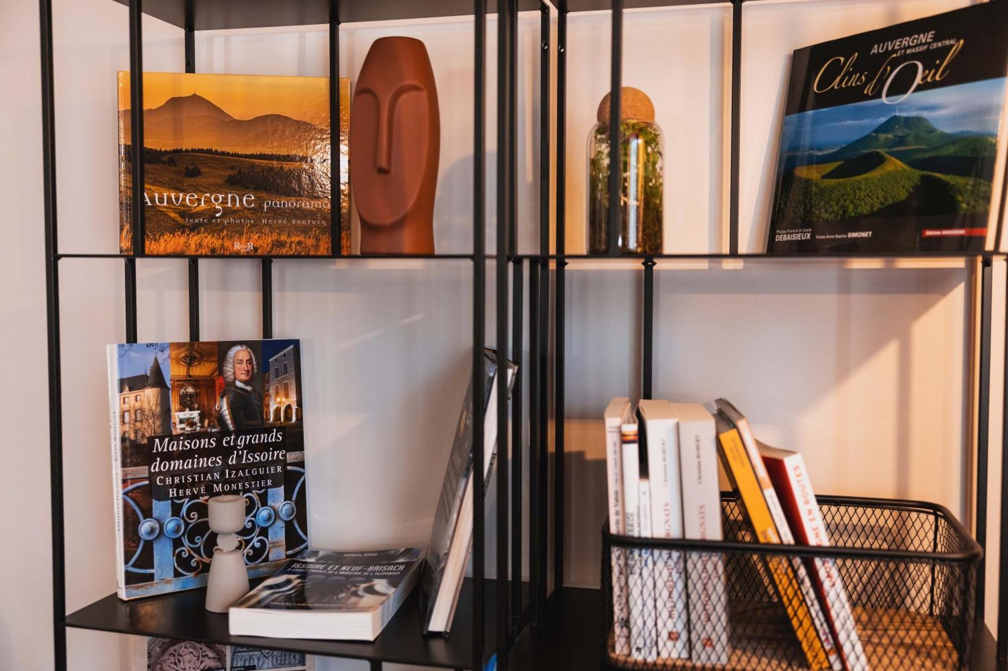 The Originals Boutique, Hotel Le Pariou, Issoire Buitenkant foto