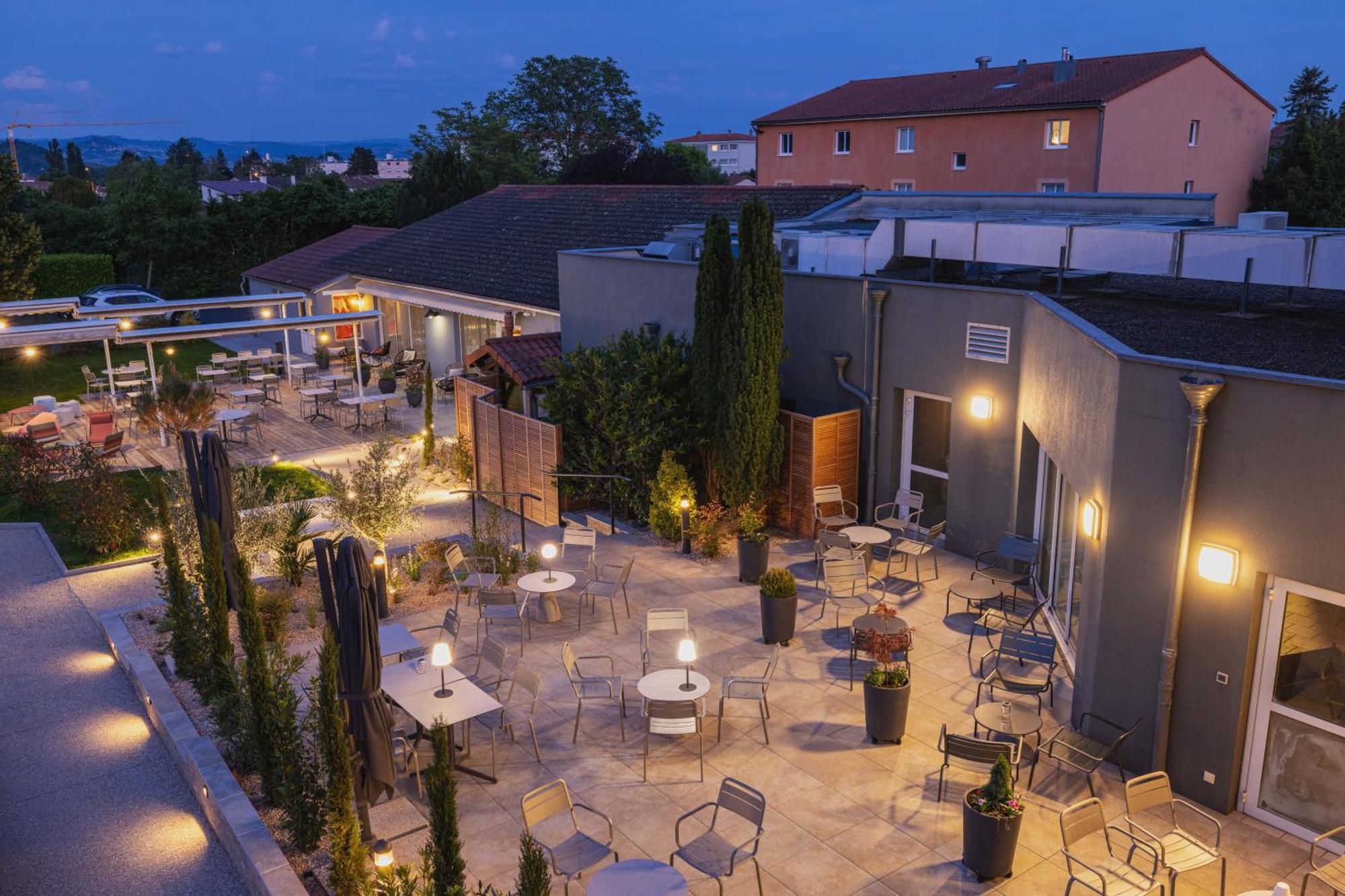The Originals Boutique, Hotel Le Pariou, Issoire Buitenkant foto