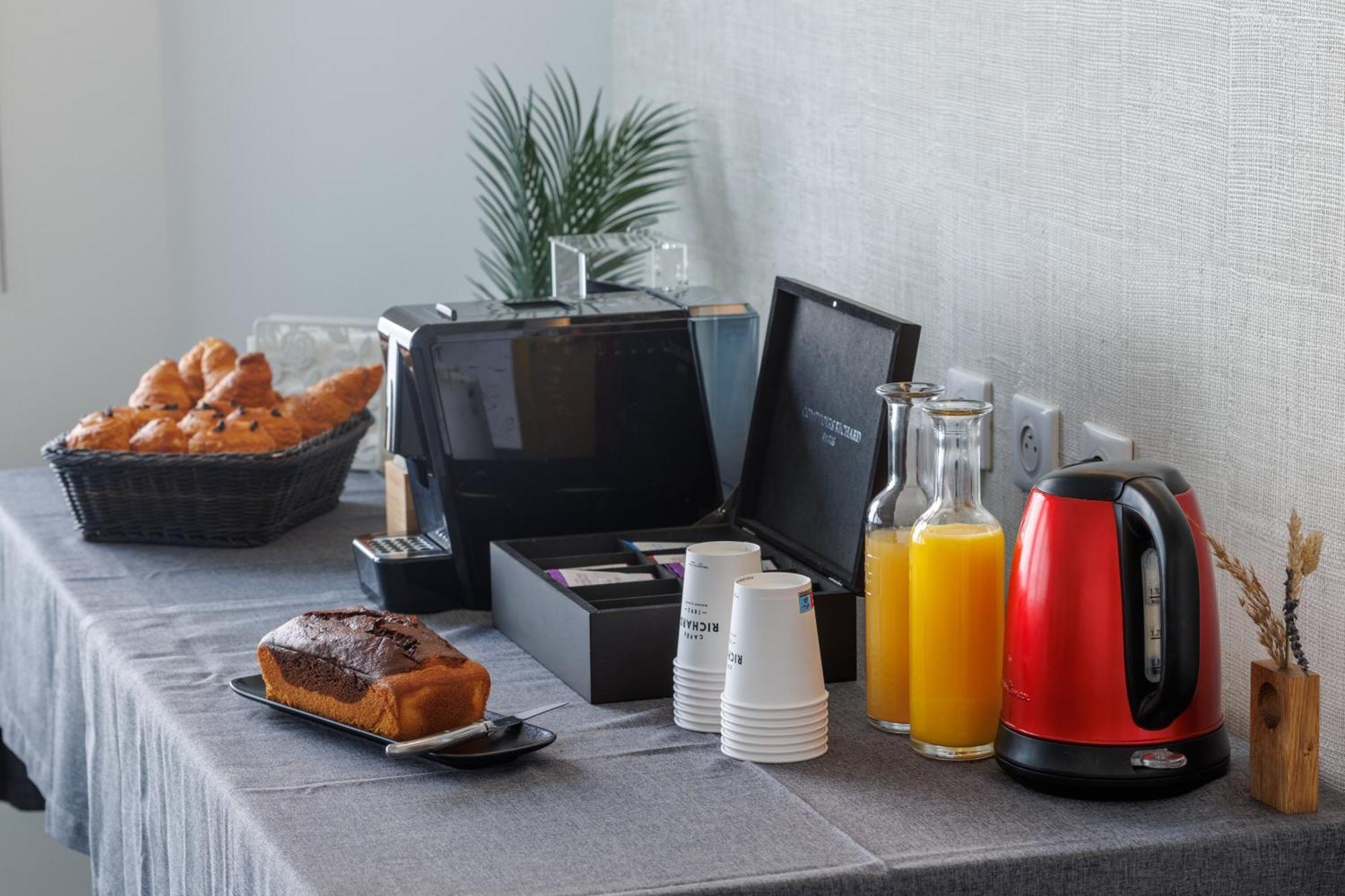 The Originals Boutique, Hotel Le Pariou, Issoire Buitenkant foto